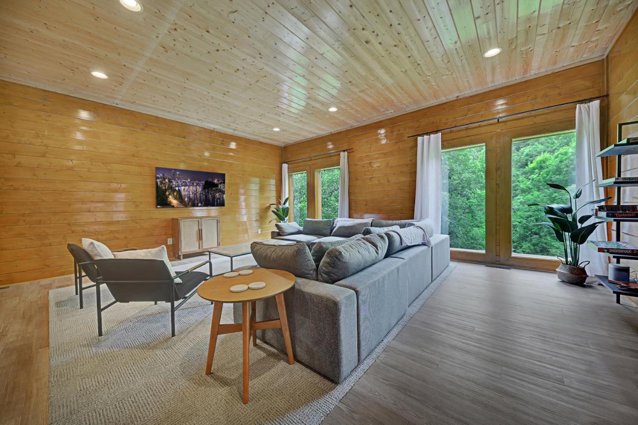 Gorgeous Large Mountain View Cabin W Hot Tub, Free Wifi, Games Villa Sevierville Exterior photo