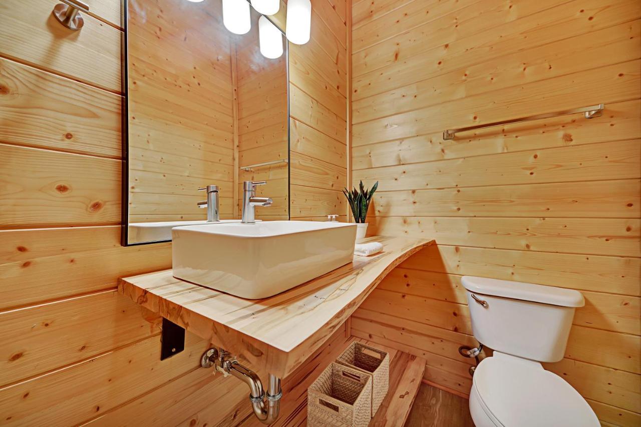 Gorgeous Large Mountain View Cabin W Hot Tub, Free Wifi, Games Villa Sevierville Exterior photo