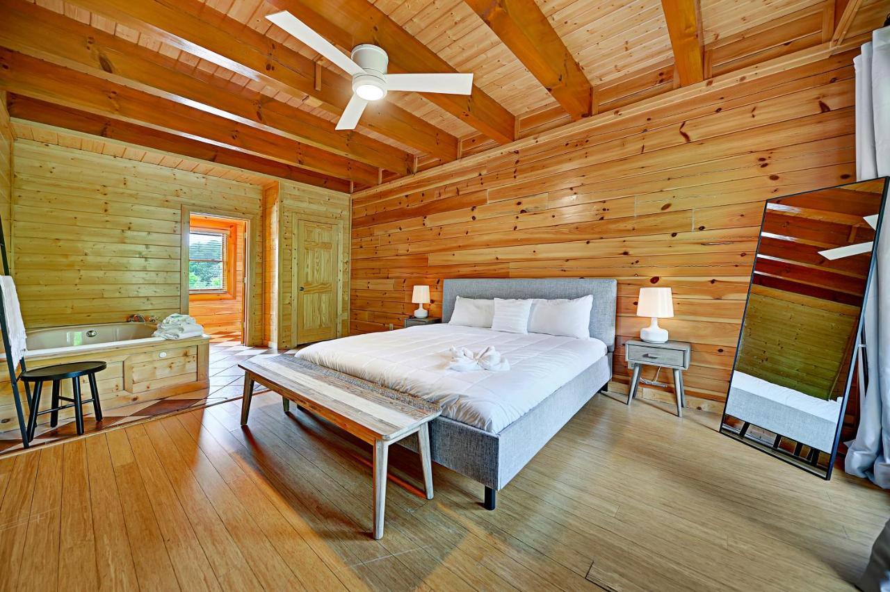Gorgeous Large Mountain View Cabin W Hot Tub, Free Wifi, Games Villa Sevierville Exterior photo
