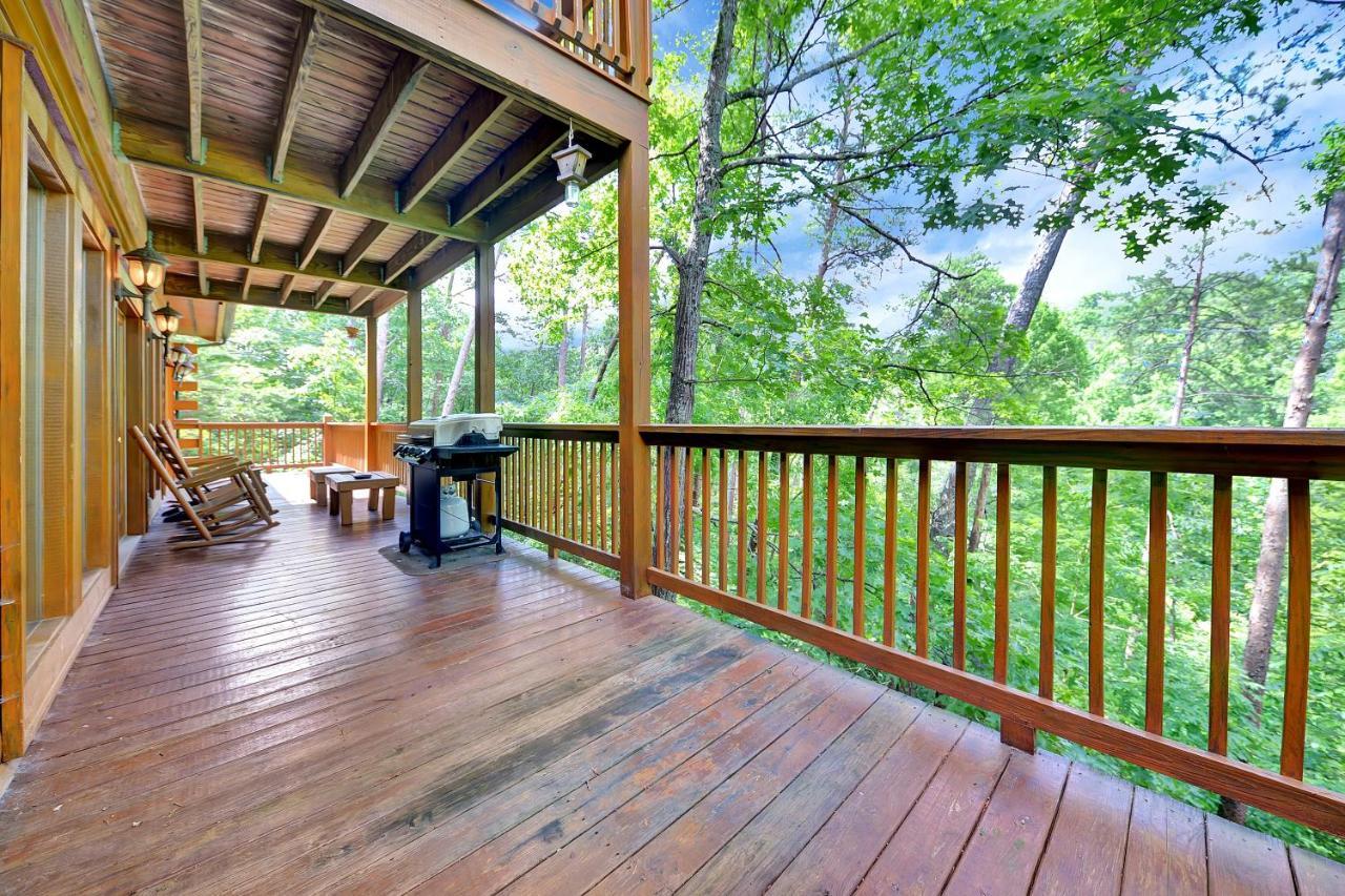 Gorgeous Large Mountain View Cabin W Hot Tub, Free Wifi, Games Villa Sevierville Exterior photo